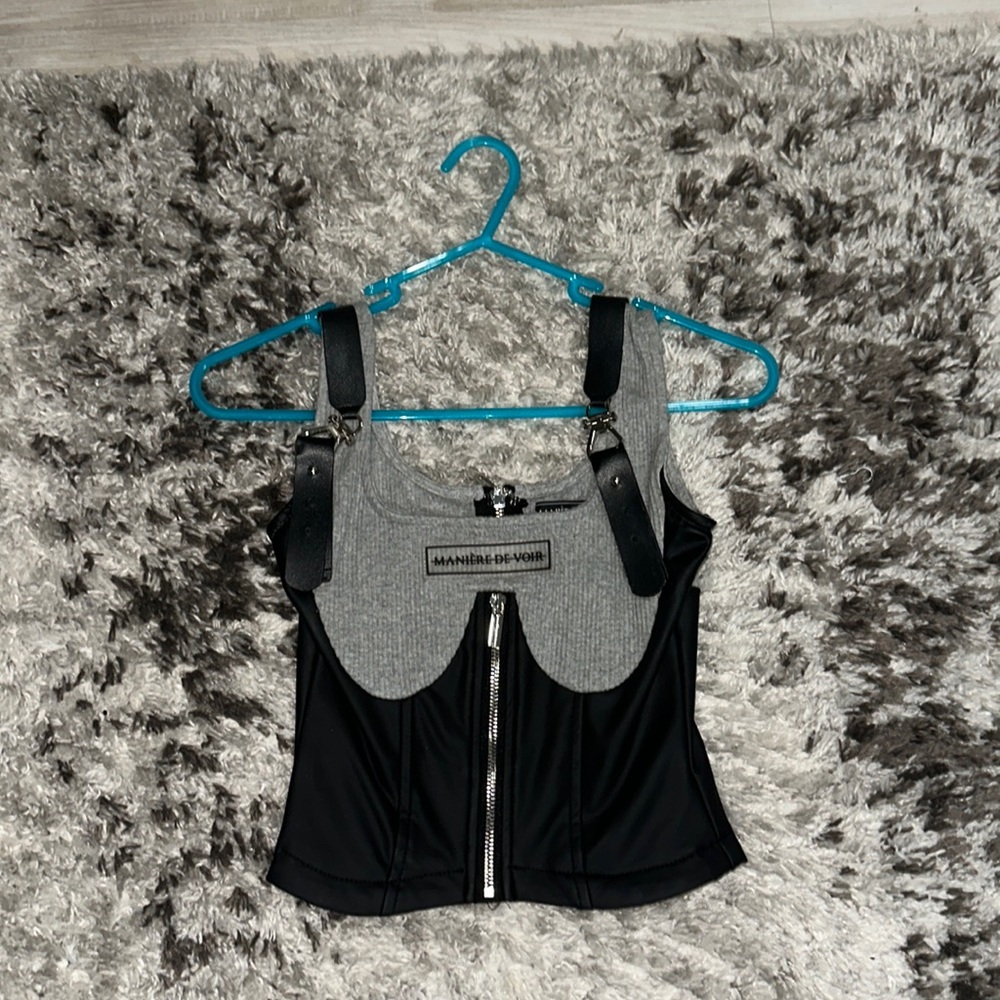 Manière De Voir Leather Crop Top